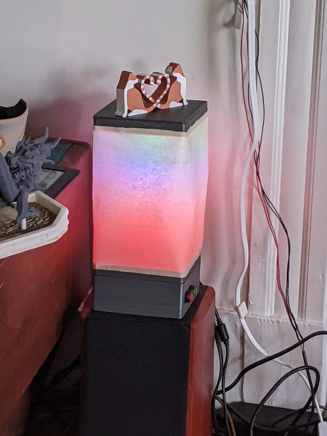 The same lamp as before, showing another gradient